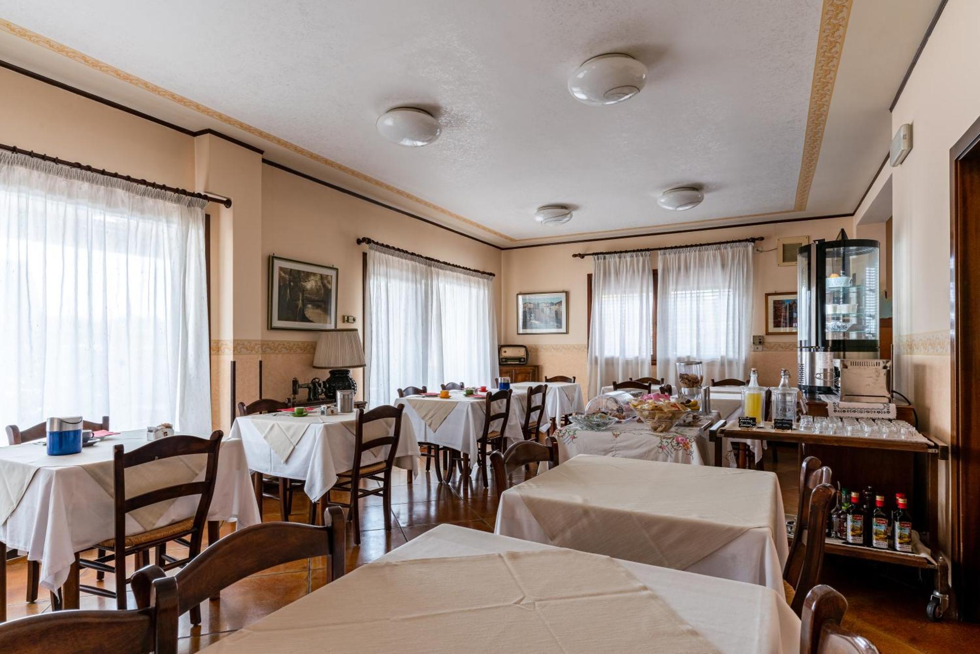 Locanda Da Renzo トレヴィーゾ エクステリア 写真