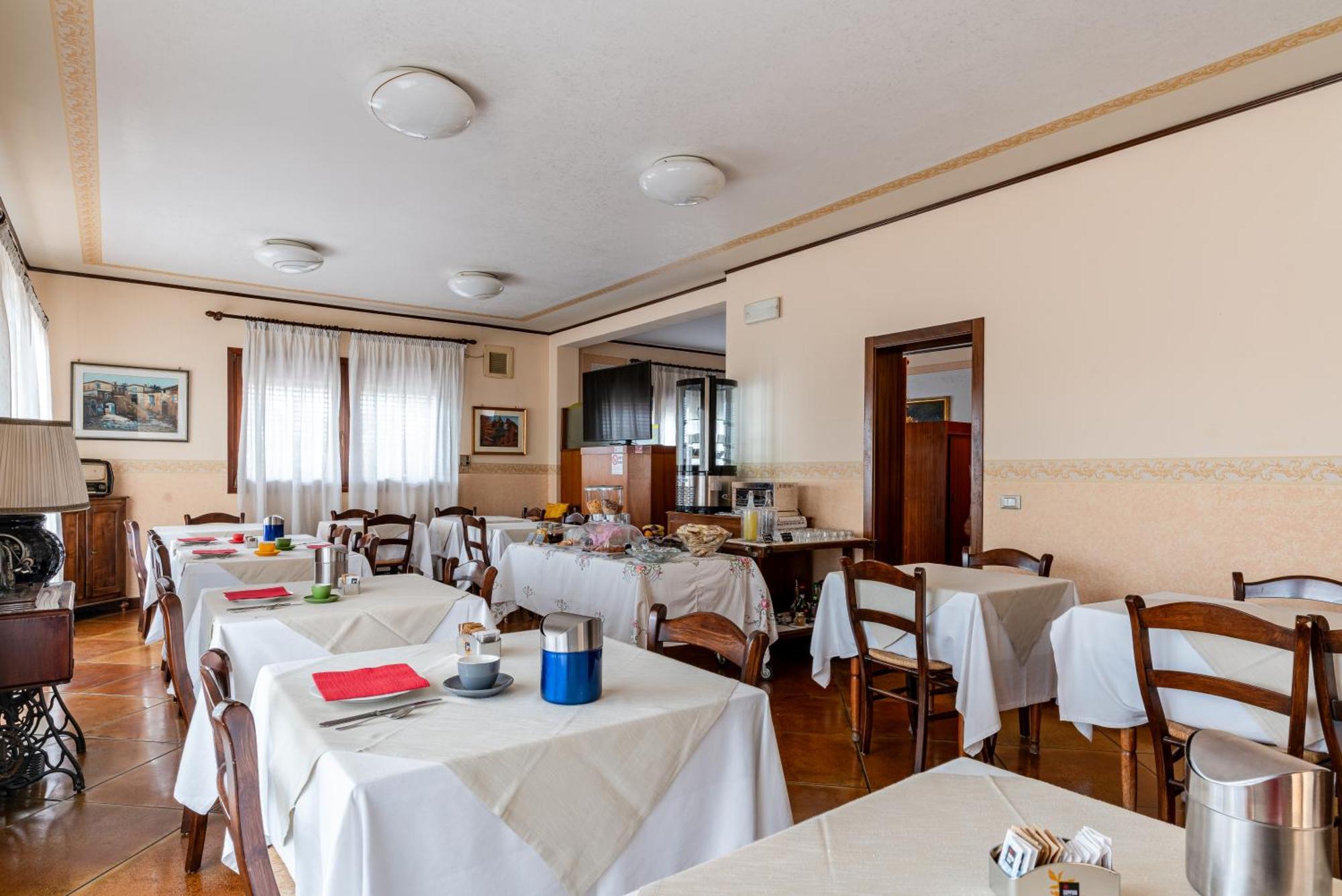 Locanda Da Renzo トレヴィーゾ エクステリア 写真